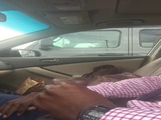 Порно видео с негром в машине на заднем сиденье авто - зрелая блондинка сосет
